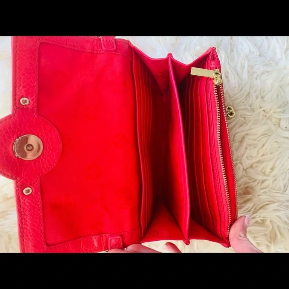 Tory Burch Crossbody - Picture 2 of 7